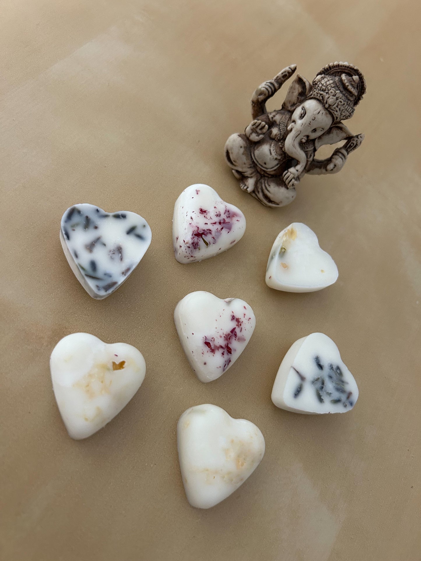 Pack 6 wax melts corazones aromáticos. Lavanda, Rosas y Jazmín
